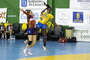 El Rocasa suma un punto ante Guardés en un partido no apto para cardíacos/TA.